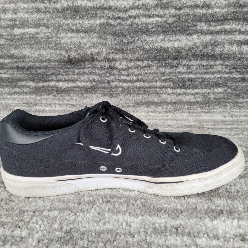 Nike keywords sneakers